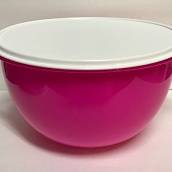 Tupperware Thatsa Mega Bowl Handled Bowl 42Cups Sheer Purpulicious w White Seal - Picture 3 of 4